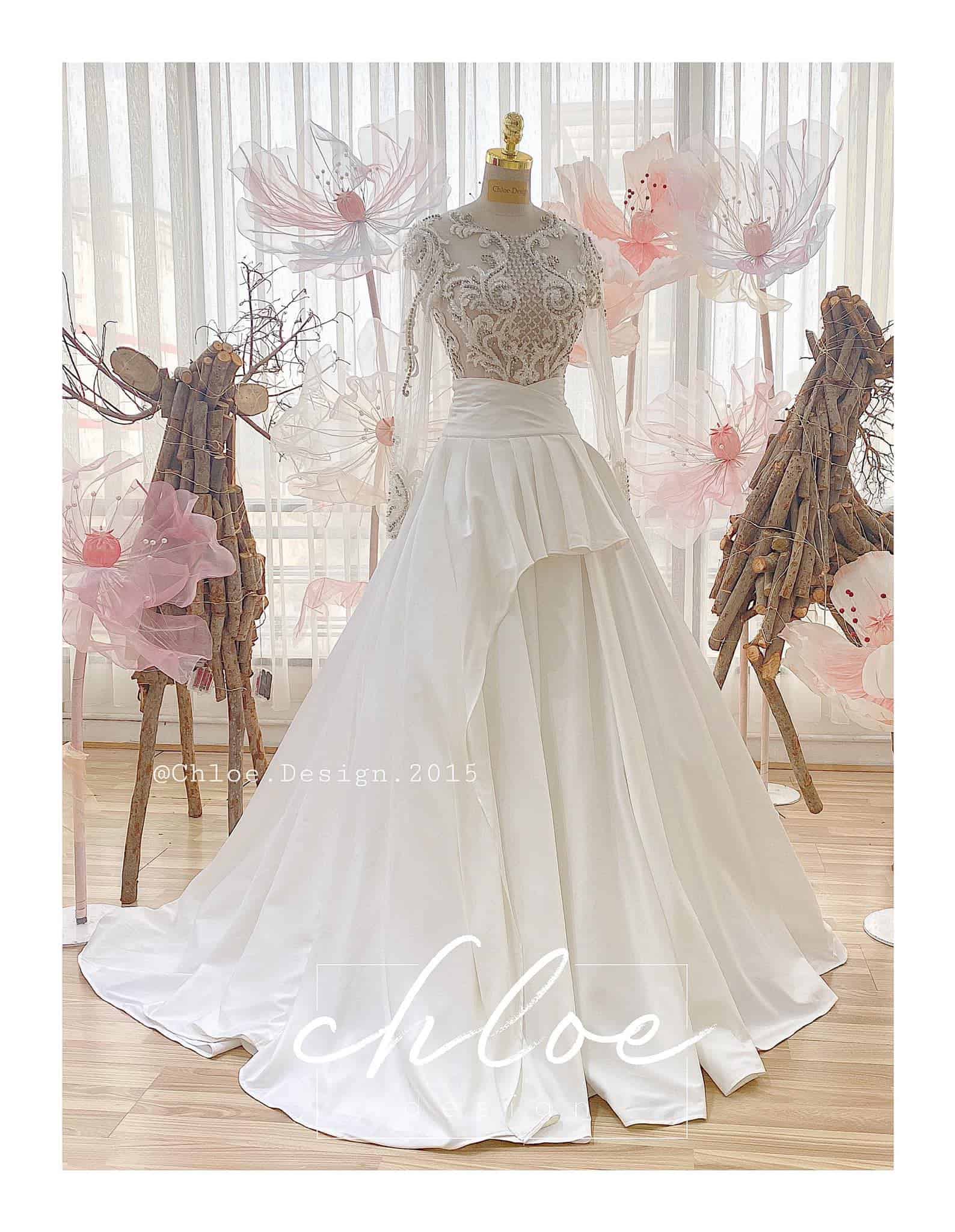Rò rỉ thiết kế váy cưới của Nhã Phương
